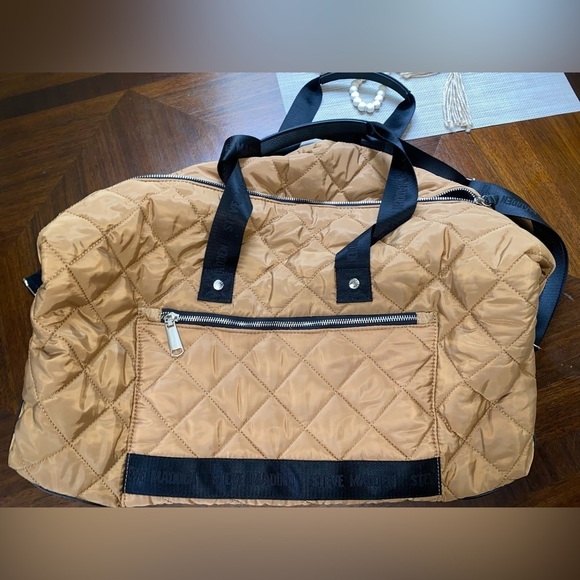 Nwot steve madden quilted duffel bag - Picture 1 of 4